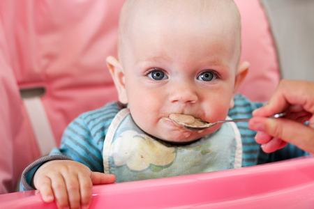 Baby 6 Months Old Weaning