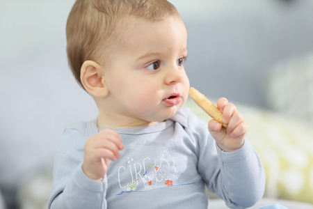 Baby 10 Months Old Feeding